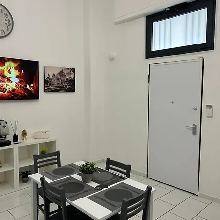 Antico Corso House