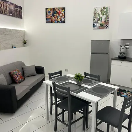 Apartment Antico Corso House