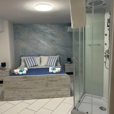 Antico Corso House *